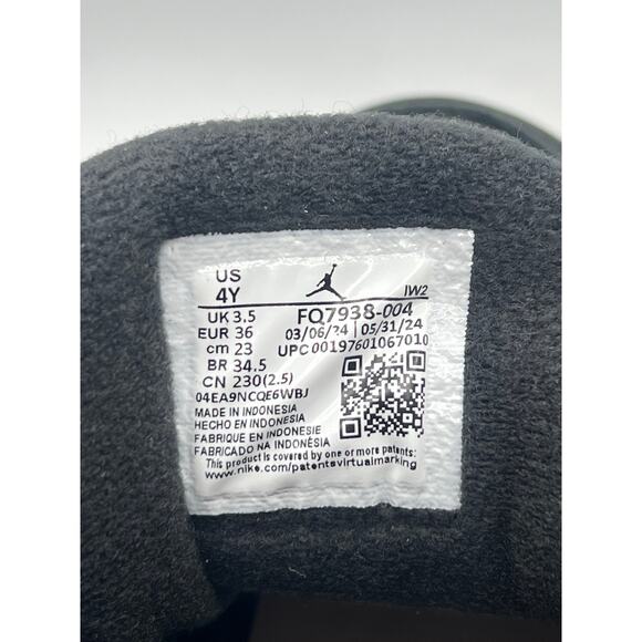 Air Jordan 4 RM GS “Black Cat” size 4y/5.5 women’s - Picture 6 of 7